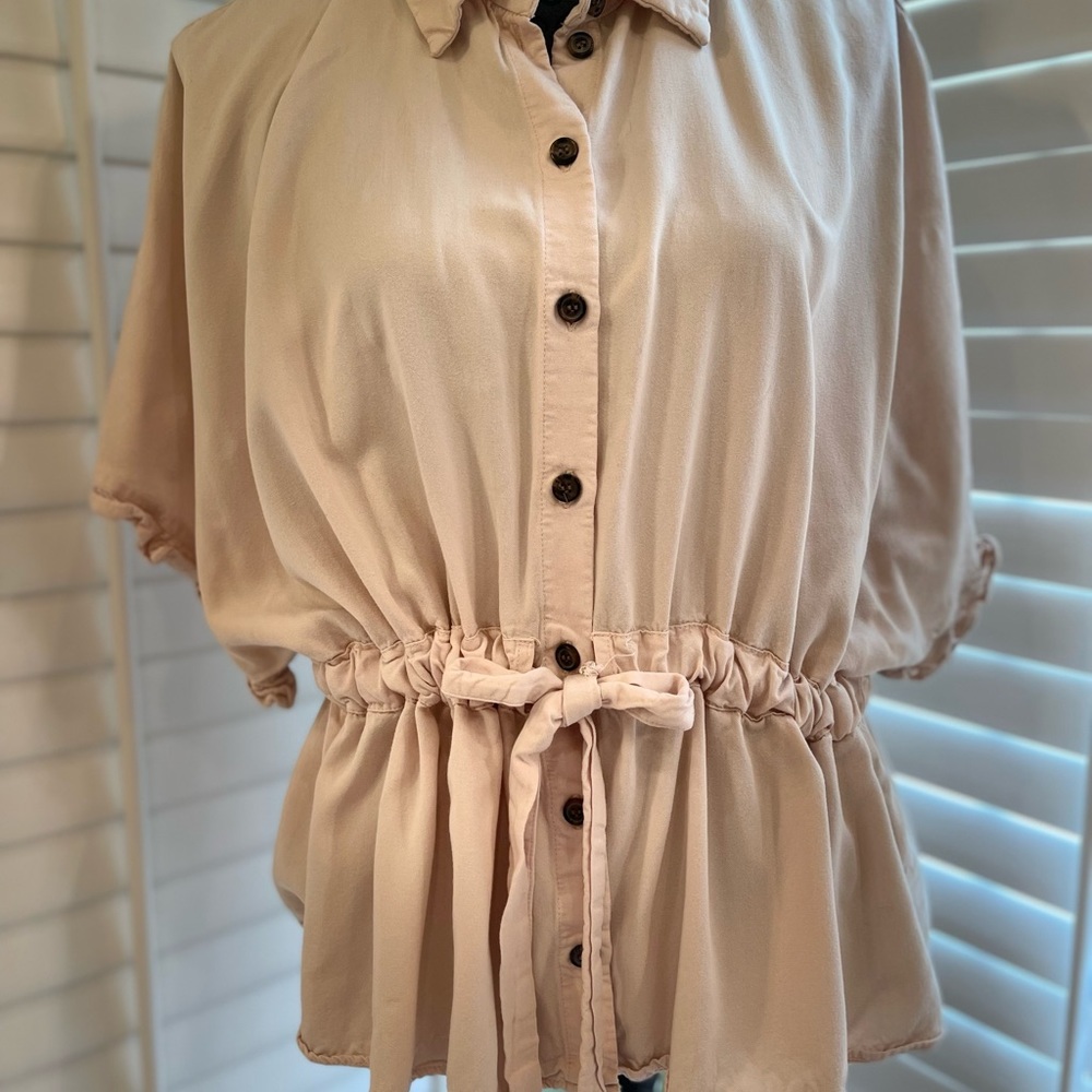 Size 16. Junarose Dolman Sleeve Blouse